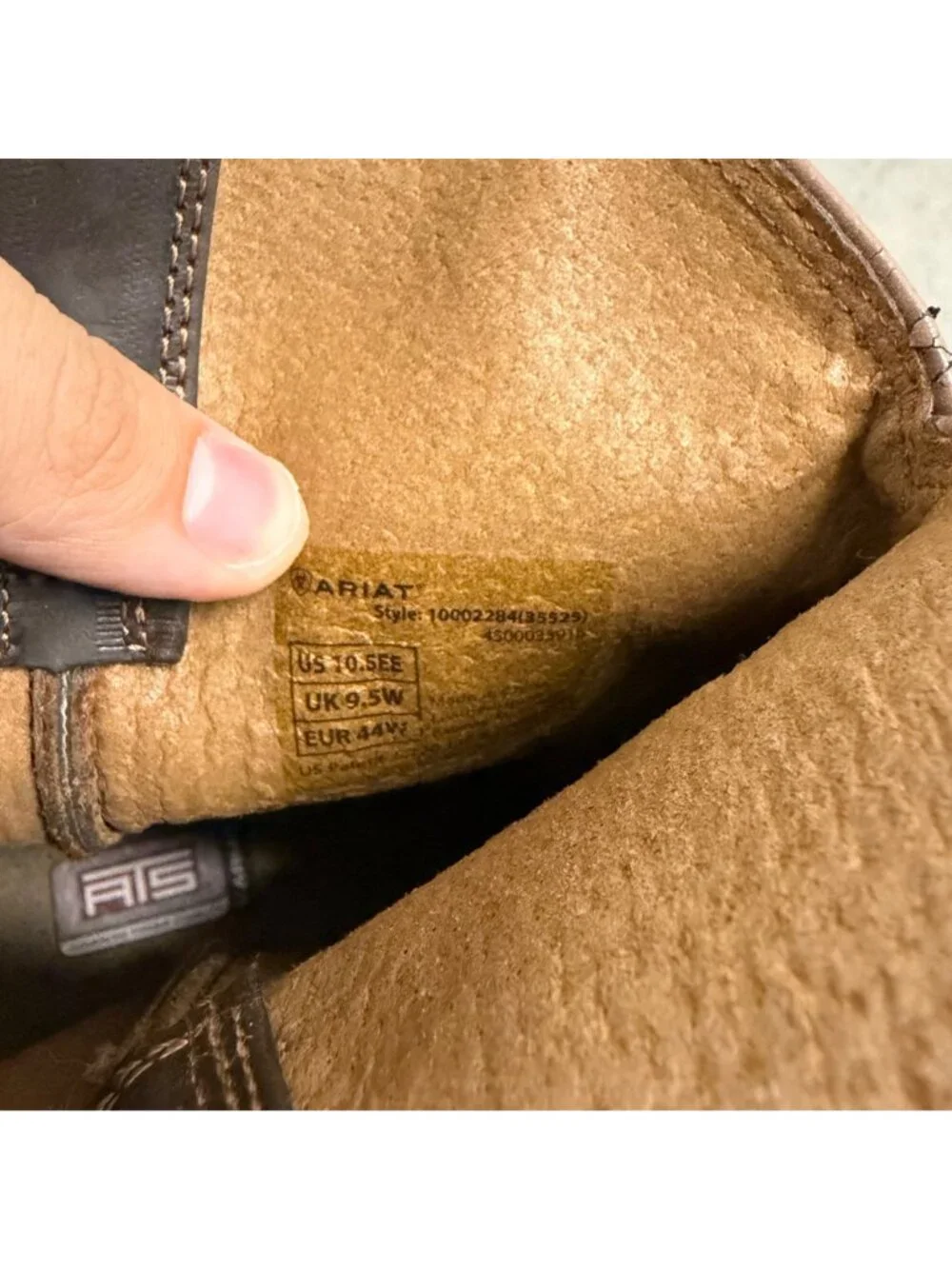 Ariat crafted premium